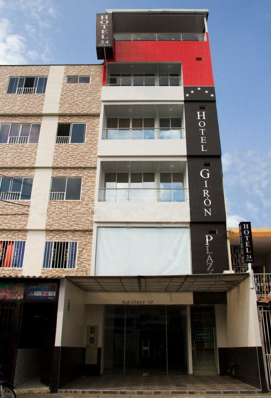 Hotel Giron Plaza Ngoại thất bức ảnh